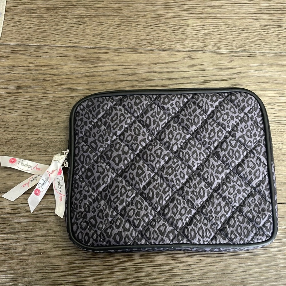 Penelope Ann Tablet Case